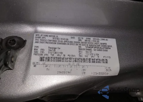 2018 Ford Focus Se z USA, uszkodzony, nr VIN 1FADP3FE0JL270854